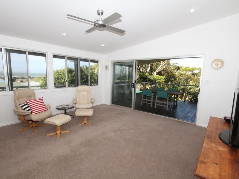 8 Deborah Street, Crowdy Head NSW 2427