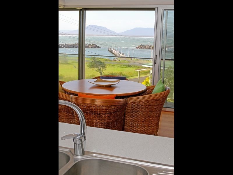 8 Deborah Street, Crowdy Head NSW 2427