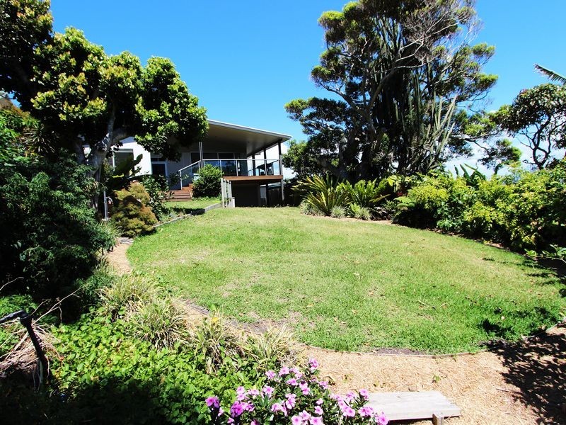 8 Deborah Street, Crowdy Head NSW 2427