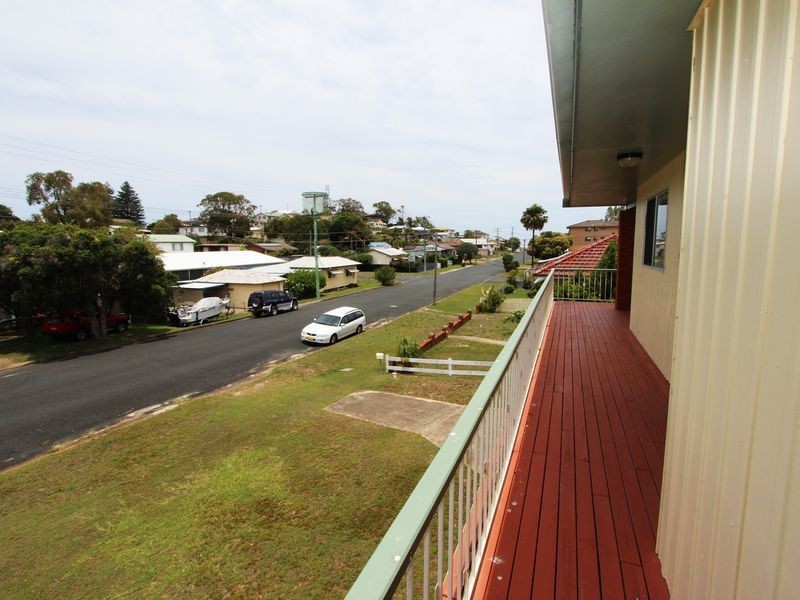 18 Elizabeth Street, Harrington NSW 2427