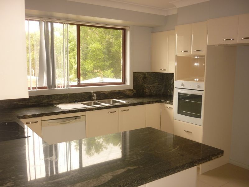 2/15 Granter Street, Harrington NSW 2427