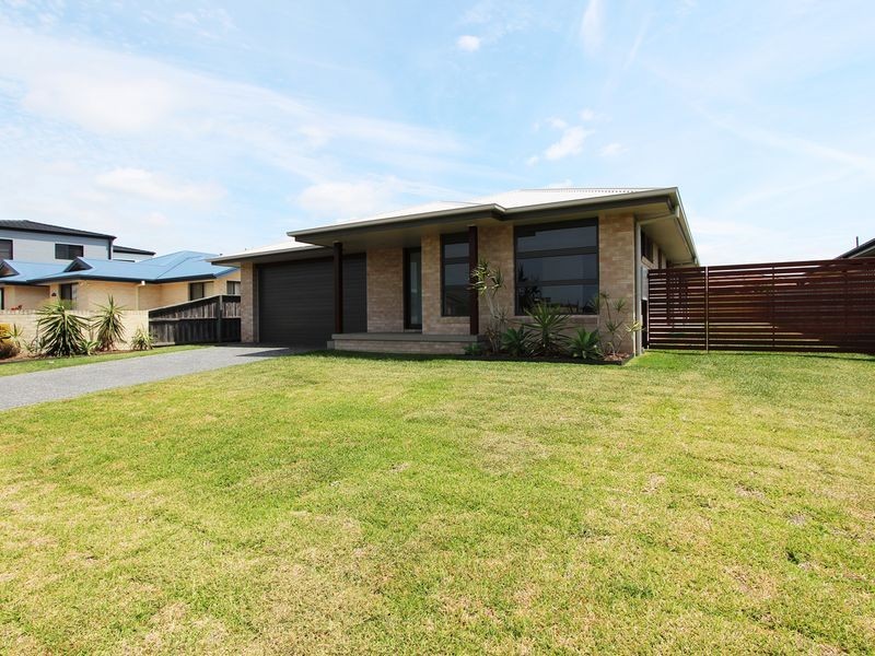 3 John Gollan Avenue, Harrington NSW 2427