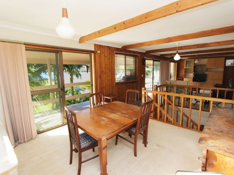 2 River Street, Harrington NSW 2427