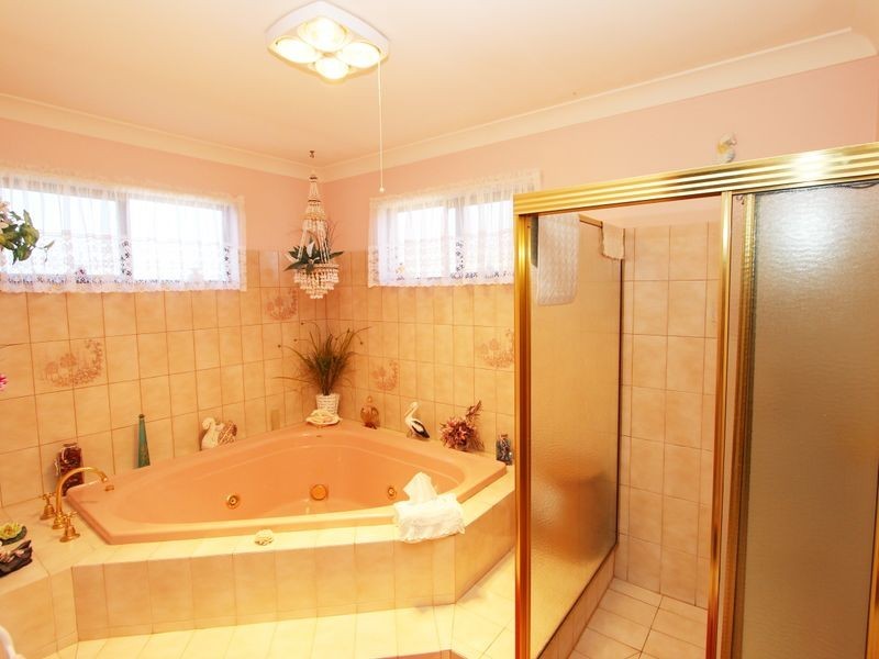 11 Dolphin Park Crescent, Harrington NSW 2427