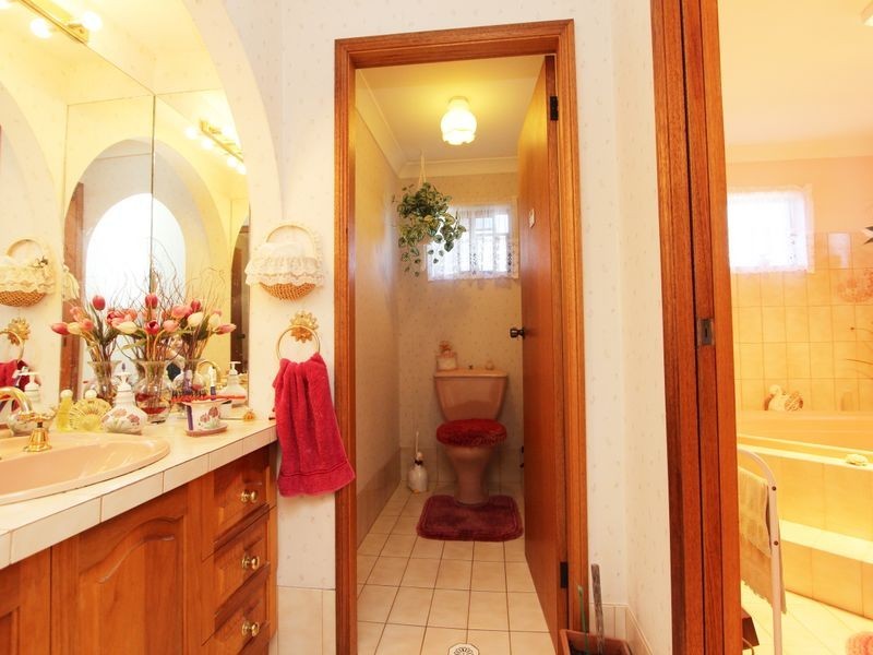 11 Dolphin Park Crescent, Harrington NSW 2427