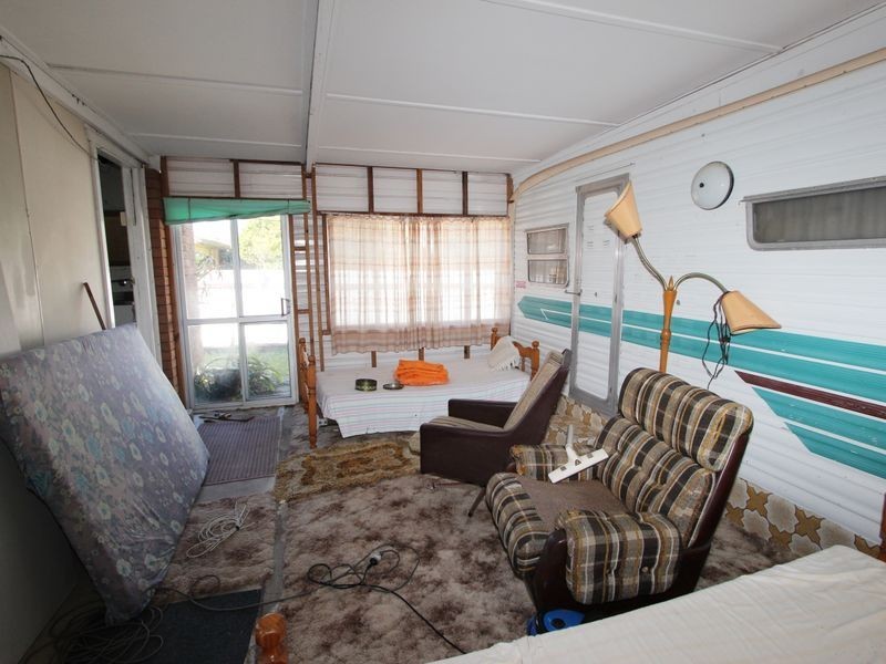 11 Dolphin Park Crescent, Harrington NSW 2427