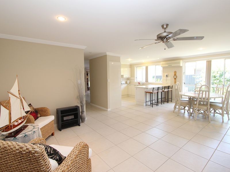 42 John Gollan Avenue, Harrington NSW 2427