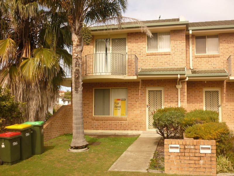 1/6-8 Muir Street, Harrington NSW 2427