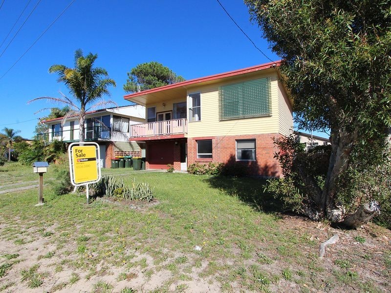 207 Beach Street, Harrington NSW 2427