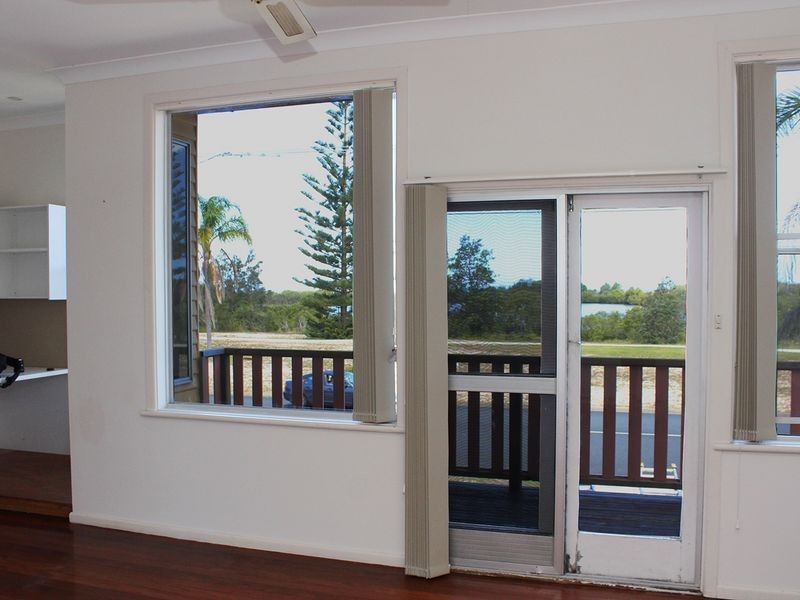 207 Beach Street, Harrington NSW 2427