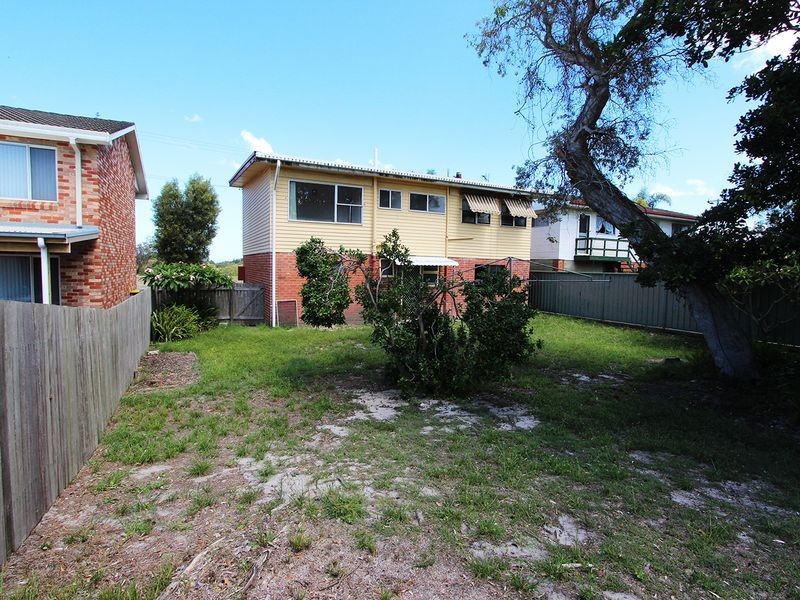 207 Beach Street, Harrington NSW 2427