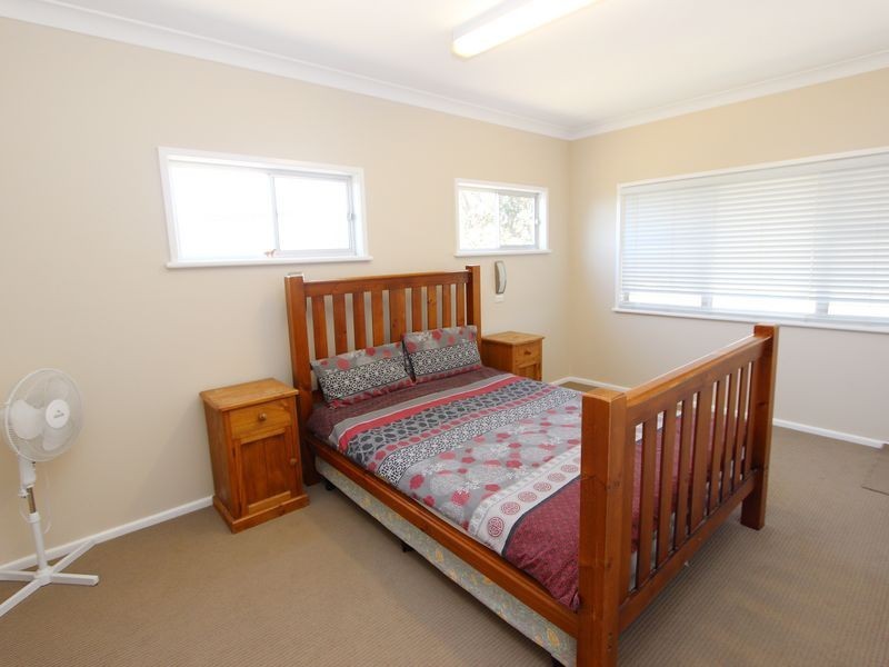 9 Glacken Street, Harrington NSW 2427