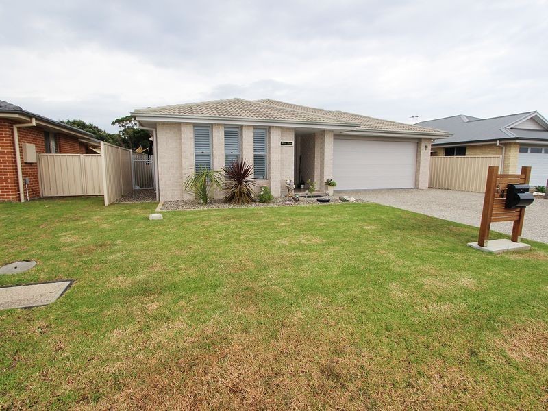 14 Echo Drive, Harrington NSW 2427