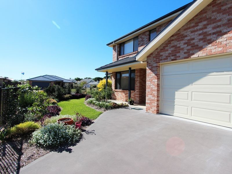 2 Fireking Place, Harrington NSW 2427