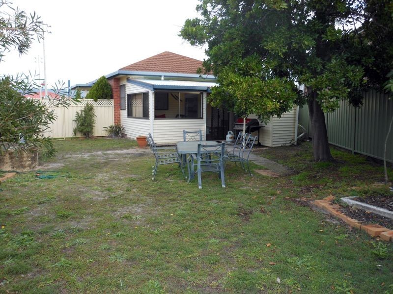 65 Beach Street, Harrington NSW 2427