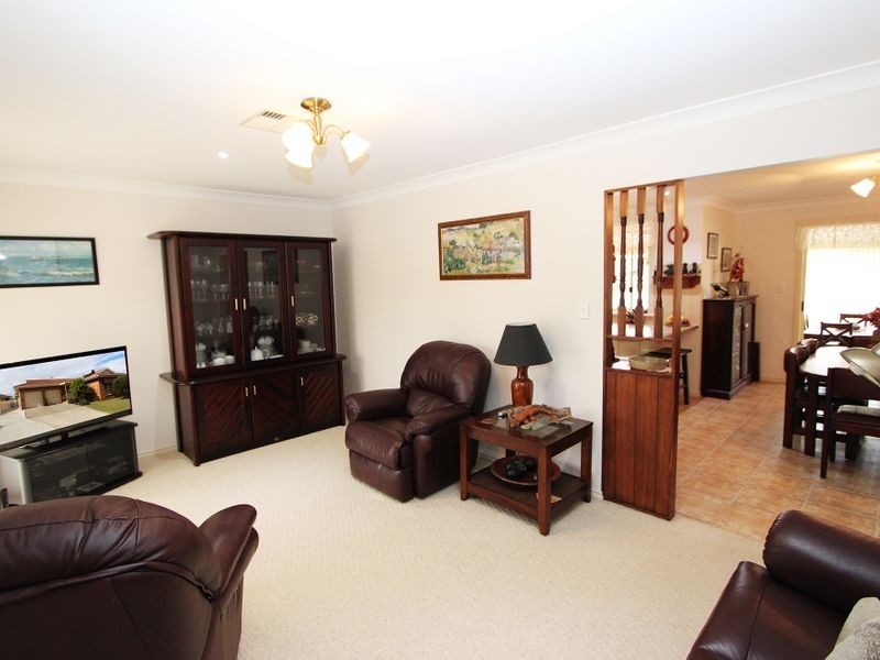 8 Shearwater Crescent, Harrington NSW 2427