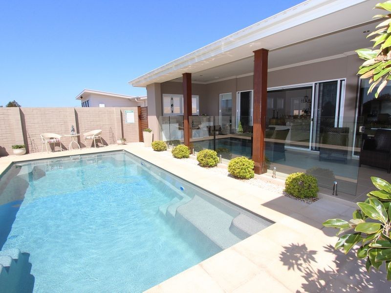 64 Pretoria Parade, Harrington NSW 2427