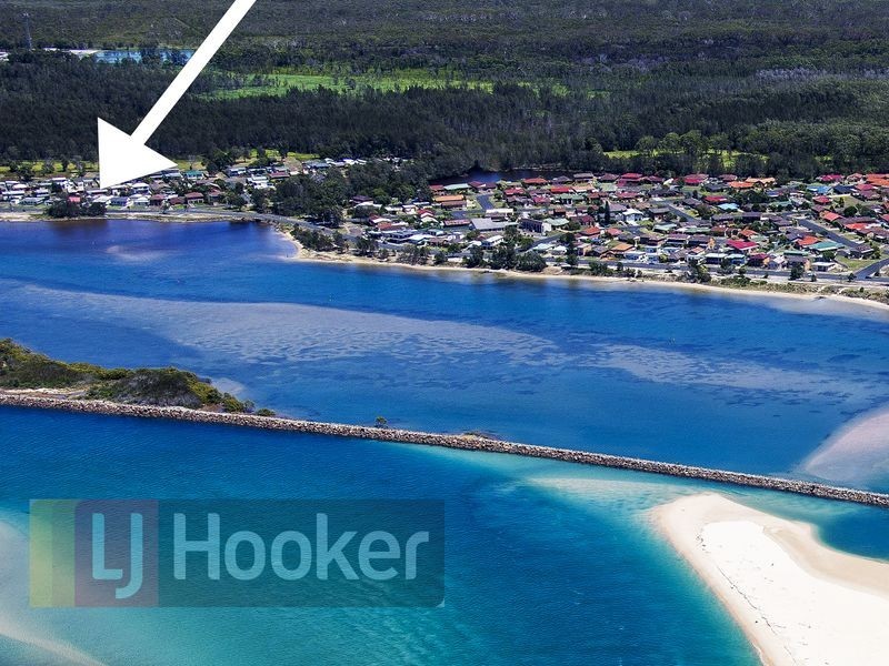 11 Glacken Street, Harrington NSW 2427