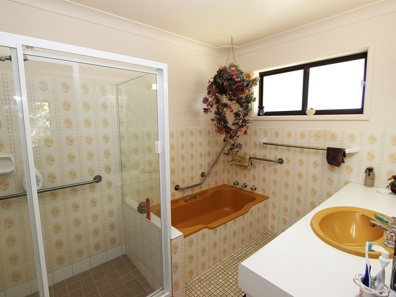 6 Springhill Road, Coopernook NSW 2426