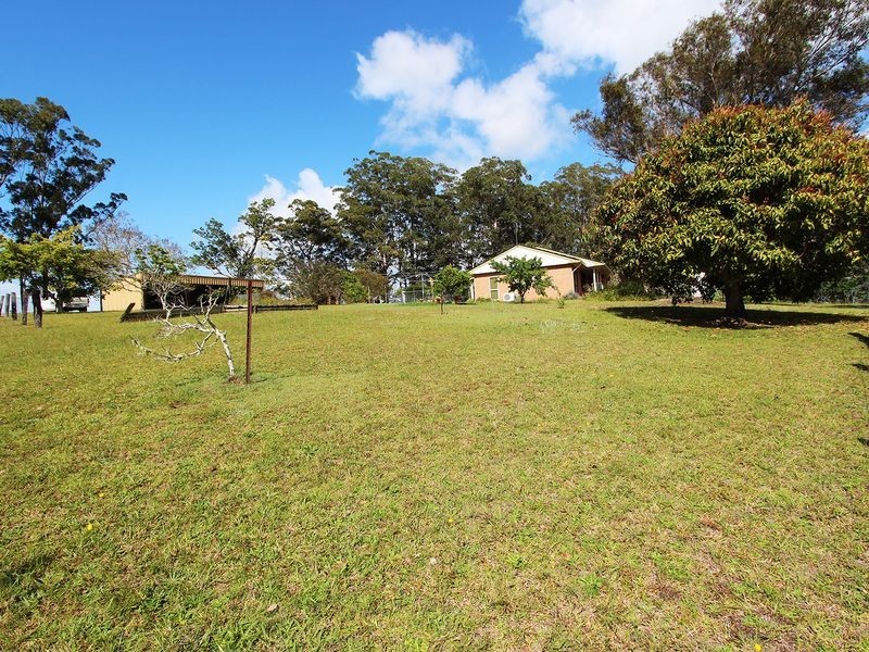 6 Springhill Road, Coopernook NSW 2426