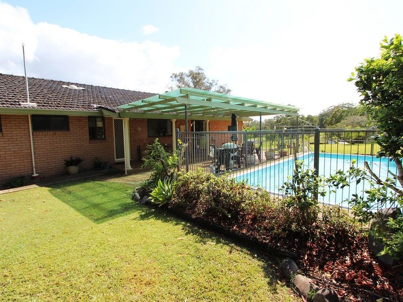 6 Springhill Road, Coopernook NSW 2426