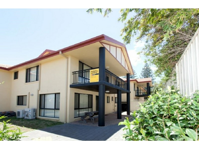 2/41 Beach Street, Harrington NSW 2427