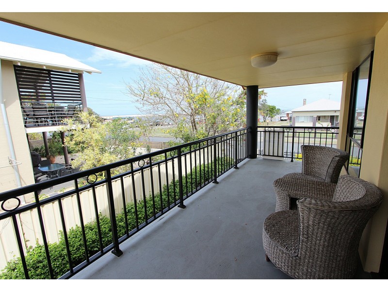 2/41 Beach Street, Harrington NSW 2427