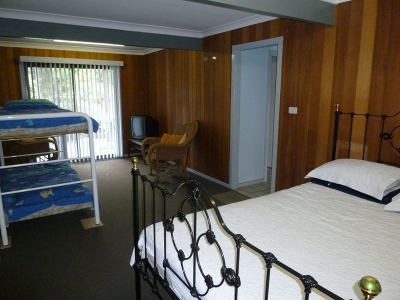 35 Glacken Street, Harrington NSW 2427