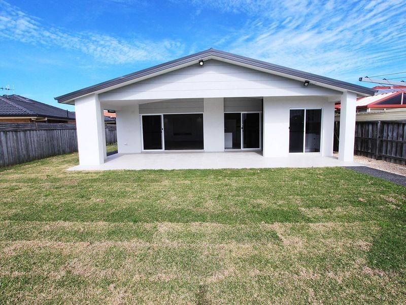 11 Diamantina Circuit, Harrington NSW 2427