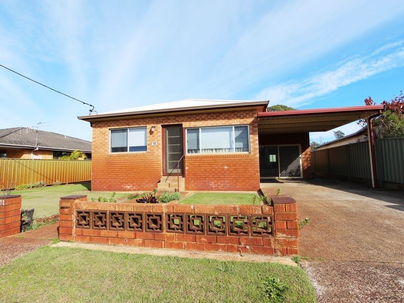 12 Glacken Street, Harrington NSW 2427
