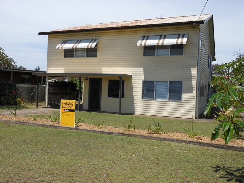 9 Glacken Street, Harrington NSW 2427