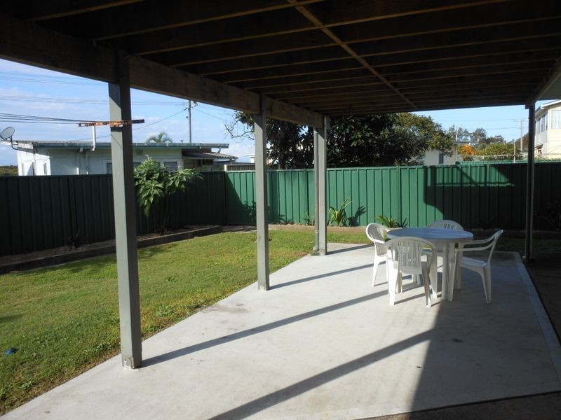 9 Glacken Street, Harrington NSW 2427