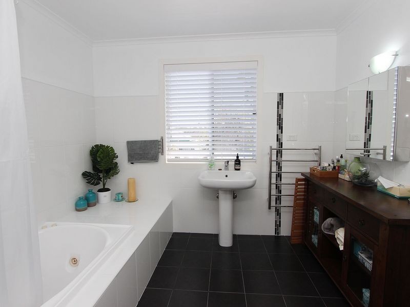 24 High Street, Harrington NSW 2427