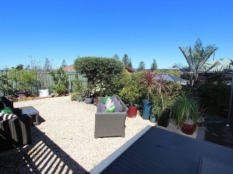 24 High Street, Harrington NSW 2427