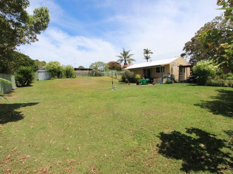 17 Mitchell Close, Coopernook NSW 2426