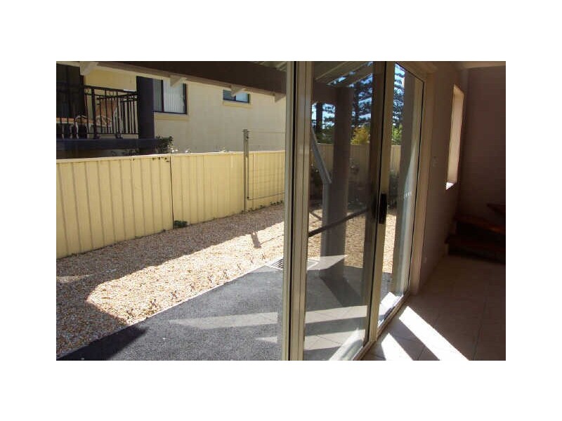 3/39 Beach Street, Harrington NSW 2427