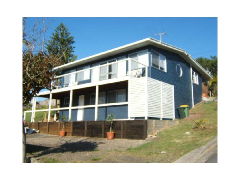 2 Church Street, Harrington NSW 2427