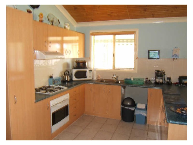 37 Glacken Street, Harrington NSW 2427