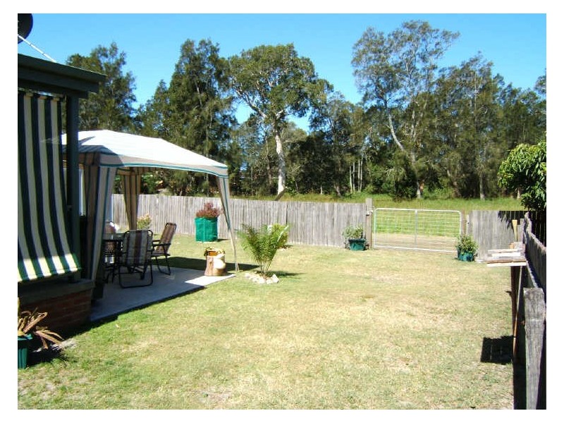 37 Glacken Street, Harrington NSW 2427