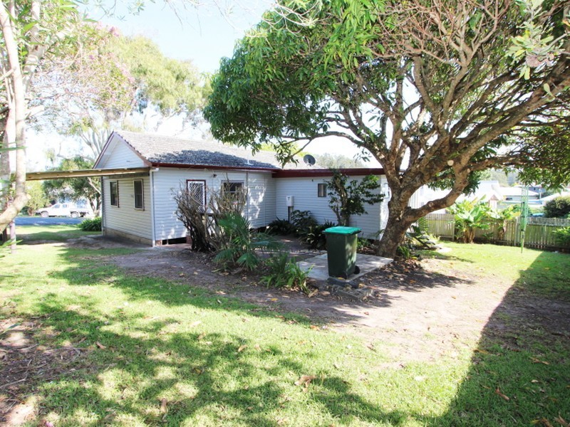 1 Nicholson Street, Harrington NSW 2427