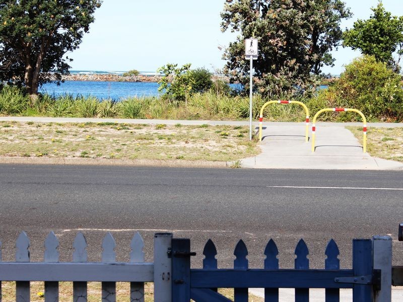 2/111 Beach Street, Harrington NSW 2427