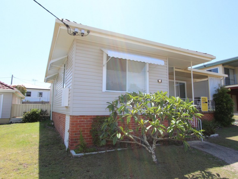 16 Elizabeth Street, Harrington NSW 2427