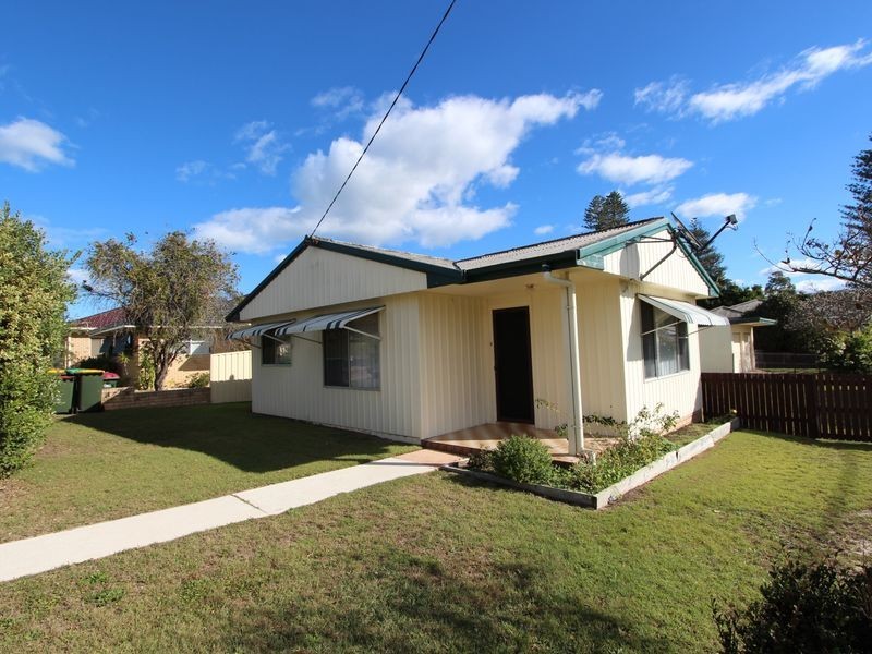 14 Pilot Street, Harrington NSW 2427