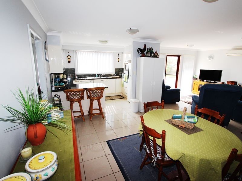 2/15 Granter Street, Harrington NSW 2427