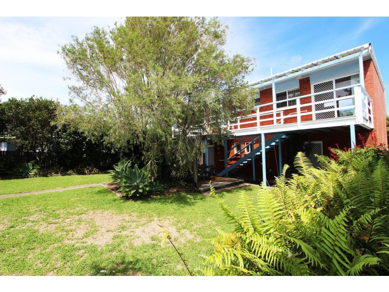 8 Leopold Street, Crowdy Head NSW 2427