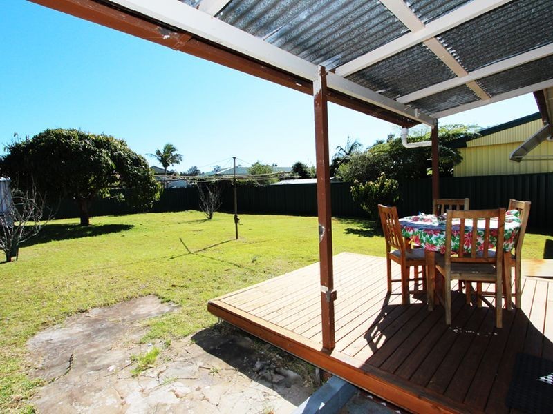 203 Beach Street, Harrington NSW 2427
