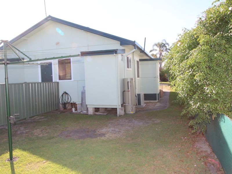 8a Latham Avenue, Harrington NSW 2427