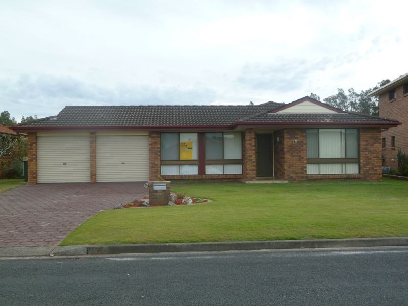 15 Shearwater Crescent, Harrington NSW 2427