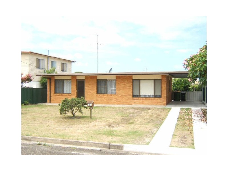 11 Glacken Street, Harrington NSW 2427