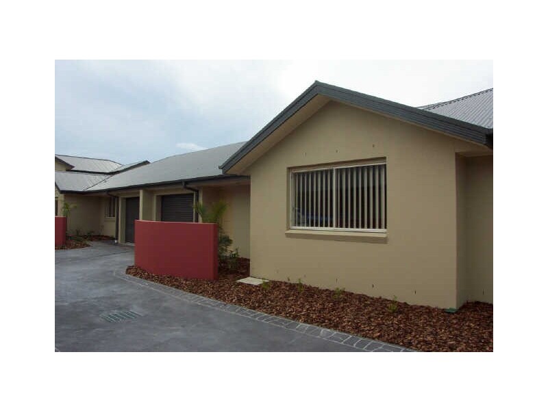 2/69-71 Crowdy Street, Harrington NSW 2427